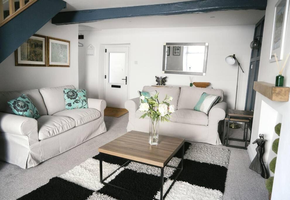 Apartment White Deluxe 2 Bedroom